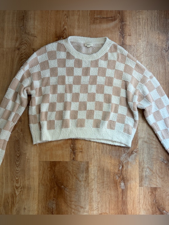 debut Sweaters - Debut Cream and Beige Checkerboard Crewneck Sweater